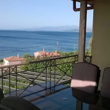 Βίλα Greece Evia Island - Beachfront Vathirrevma